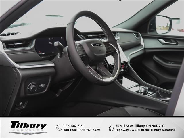 2025 Jeep Grand Cherokee Laredo (Stk: 25-219) in Tilbury - Image 13 of 28