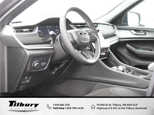 2025 Jeep Grand Cherokee Laredo (Stk: 42598) in Tilbury - Image 13 of 27