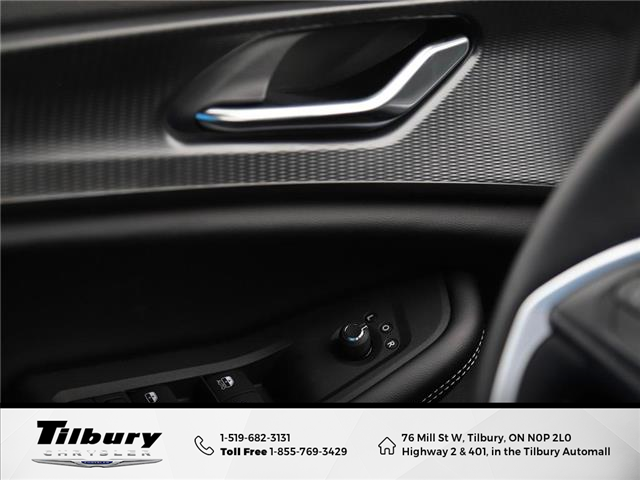 2025 Jeep Grand Cherokee Laredo (Stk: 42598) in Tilbury - Image 17 of 27