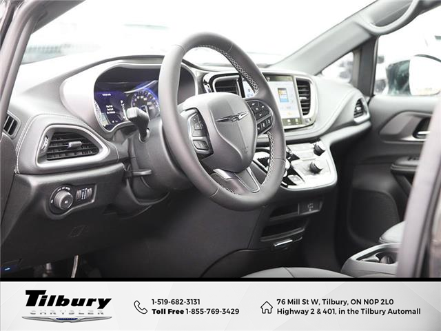 2026 Chrysler Pacifica Select (Stk: 26-102) in Tilbury - Image 12 of 27