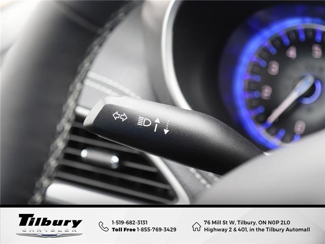 2026 Chrysler Pacifica Select (Stk: 26-102) in Tilbury - Image 15 of 27