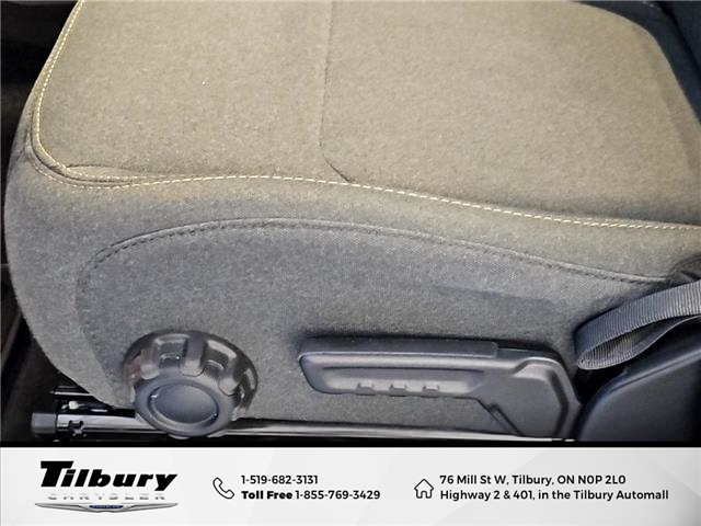 2024 Jeep Wrangler Sport (Stk: 48806T) in Tilbury - Image 15 of 44