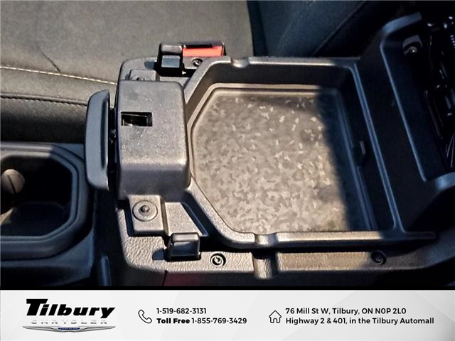 2024 Jeep Wrangler Sport (Stk: 48806T) in Tilbury - Image 27 of 44