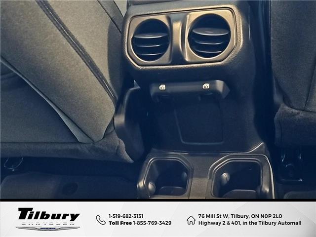 2024 Jeep Wrangler Sport (Stk: 48806T) in Tilbury - Image 37 of 44