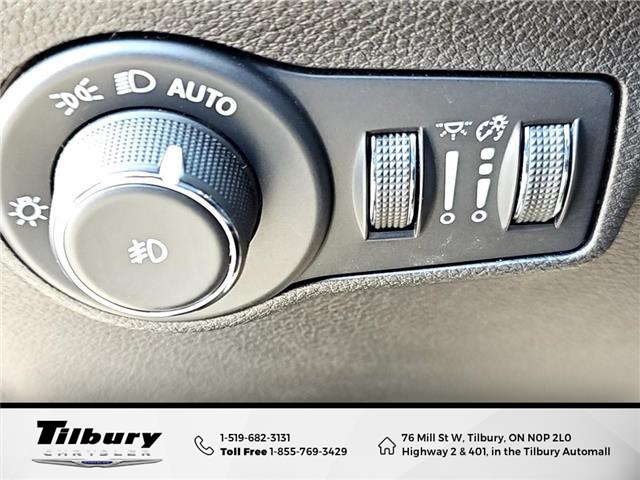 2022 Jeep Compass Trailhawk (Stk: 26-046-1) in Tilbury - Image 19 of 44