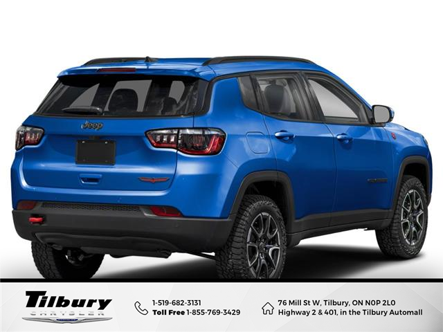 2026 Jeep Compass Trailhawk in Tilbury - Image 2 of 12