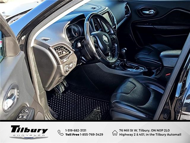 2019 Jeep Cherokee Trailhawk (Stk: 48745T-1) in Tilbury - Image 14 of 32