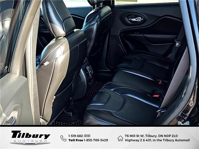 2019 Jeep Cherokee Trailhawk (Stk: 48745T-1) in Tilbury - Image 23 of 32