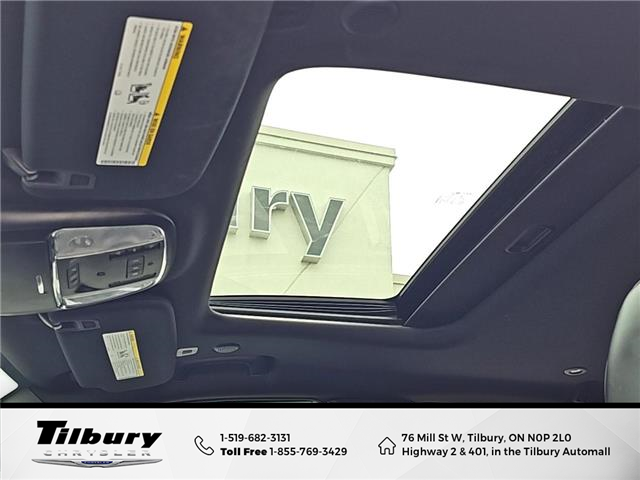 2018 Jeep Grand Cherokee Laredo (Stk: 48812T-1) in Tilbury - Image 33 of 50