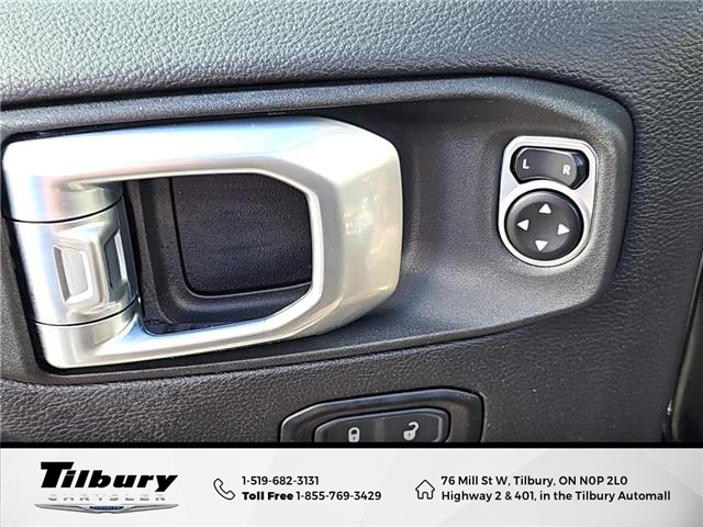 2023 Jeep Wrangler Sahara (Stk: 48790T) in Tilbury - Image 17 of 50