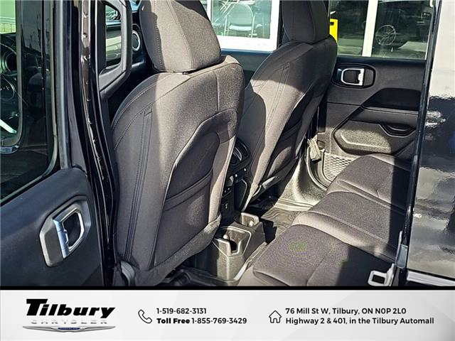 2023 Jeep Wrangler Sahara (Stk: 48790T) in Tilbury - Image 39 of 50