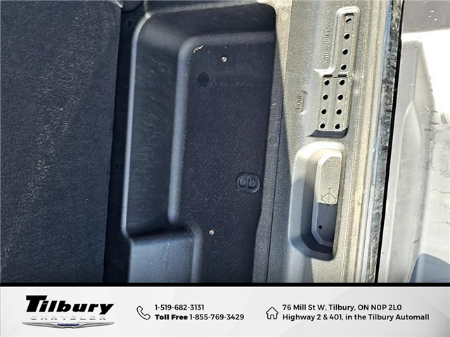 2023 Jeep Wrangler Sahara (Stk: 48790T) in Tilbury - Image 45 of 50