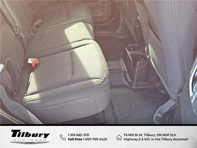 2023 Jeep Wrangler Sahara (Stk: 48790T) in Tilbury - Image 49 of 50