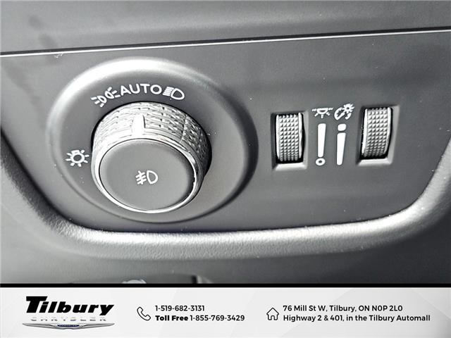 2024 Jeep Grand Cherokee Summit (Stk: 42613-1) in Tilbury - Image 19 of 50