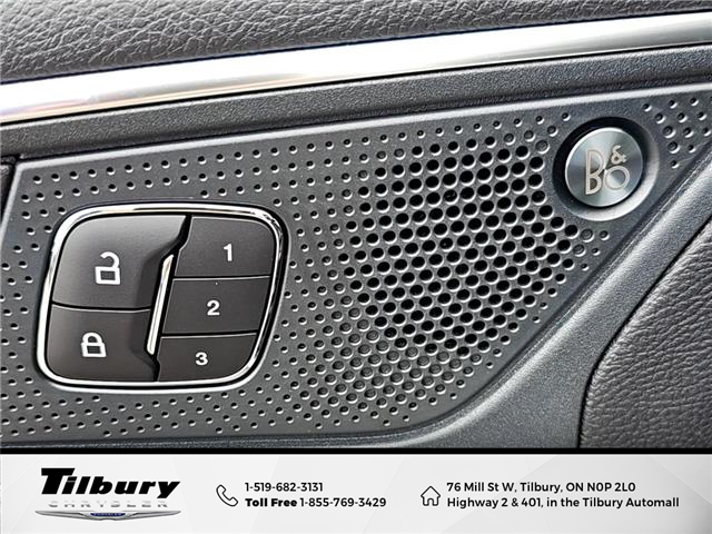 2024 Ford Edge ST (Stk: 42615-1) in Tilbury - Image 16 of 50