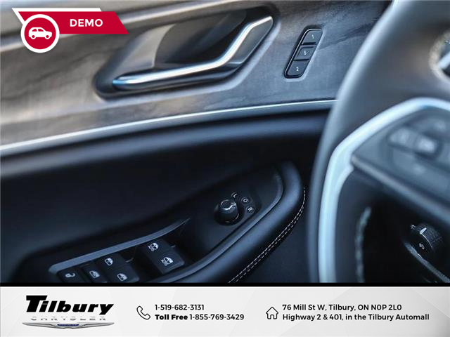 2025 Jeep Grand Cherokee L Limited (Stk: D25-216) in Tilbury - Image 13 of 27