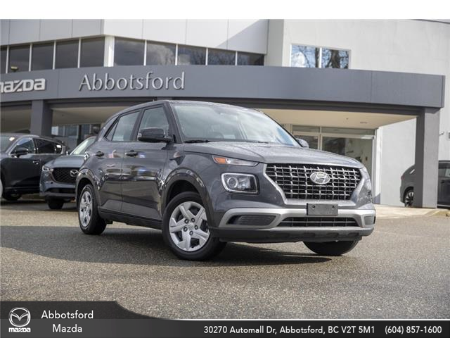 2023 Hyundai Venue Essential w/Two-Tone (Stk: SX333921) in Abbotsford - Image 1 of 14
