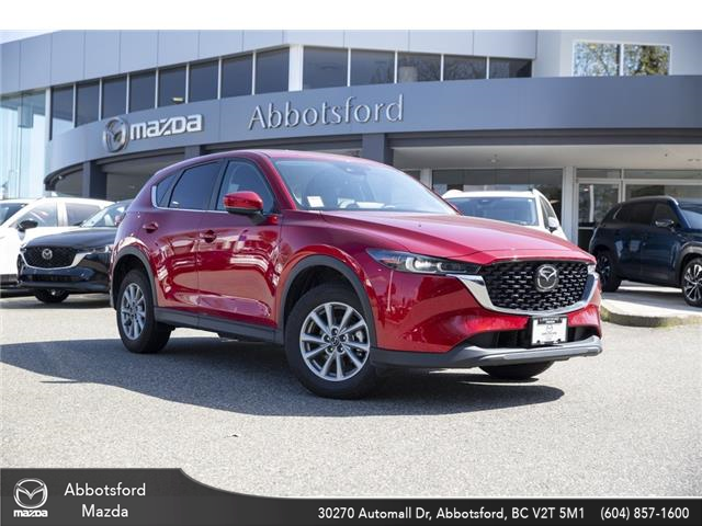 2025 Mazda CX-5 GS (Stk: 25P2800) in Abbotsford - Image 1 of 26
