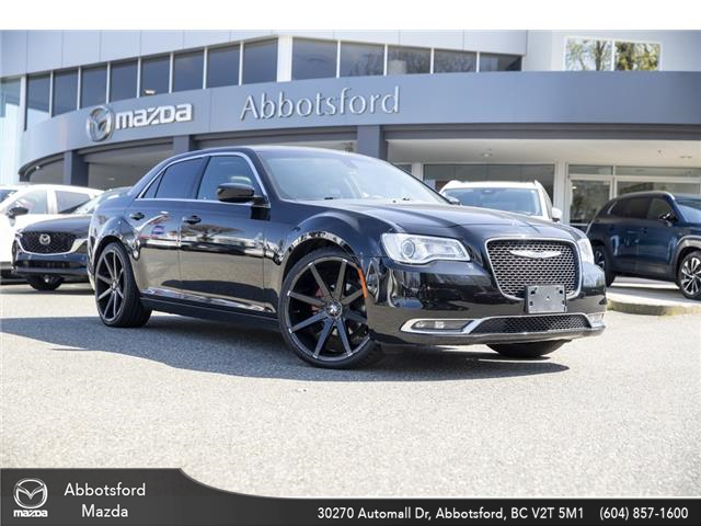 2018 Chrysler 300 Touring (Stk: SC502991) in Abbotsford - Image 1 of 23