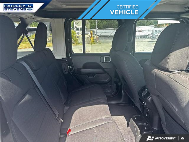2022 Jeep Wrangler Unlimited Sahara (Stk: P4102) in Dartmouth - Image 22 of 24