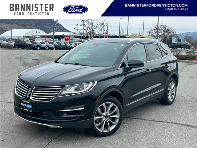 2015 Lincoln MKC Base 5LMCJ2A95FUJ38209 57E61570A in Penticton