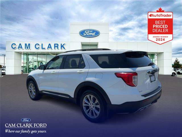 2022 Ford Explorer XLT photo 2