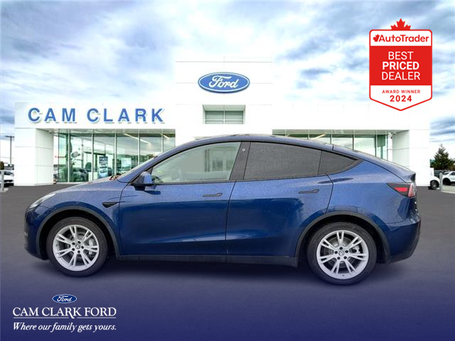 2022 Ford Mustang Mach-E Select photo 3