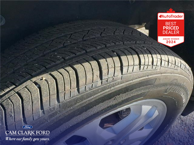 2023 Ford Transit Connect XL Passenger Wagon photo 4