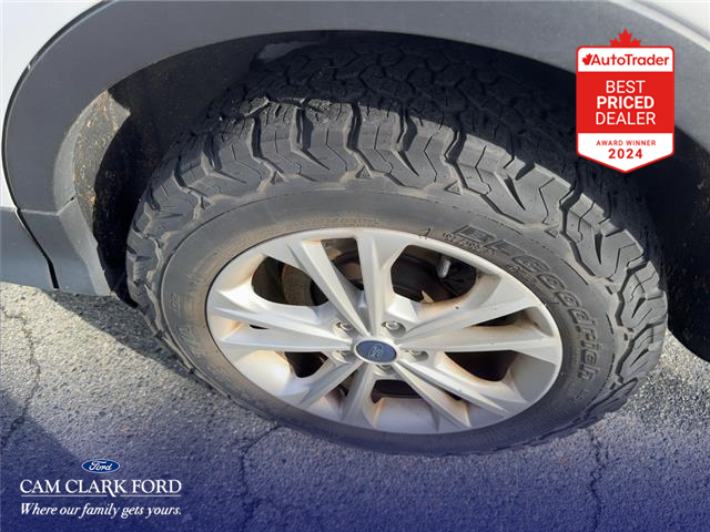 2017 Ford Escape SE (Stk: T60889) in Richmond - Image 6 of 25 2017 Ford Escape SE (Stk: T60889) in Richmond - Image 6 of 25