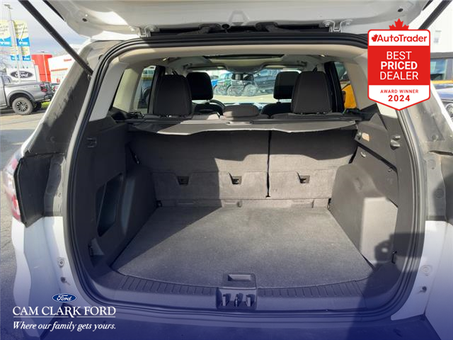 2017 Ford Escape SE (Stk: T60889) in Richmond - Image 11 of 25 2017 Ford Escape SE (Stk: T60889) in Richmond - Image 11 of 25