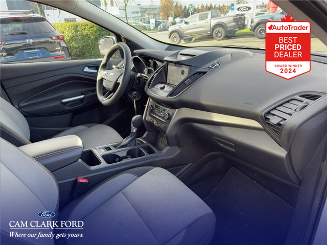 2017 Ford Escape SE (Stk: T60889) in Richmond - Image 21 of 25 2017 Ford Escape SE (Stk: T60889) in Richmond - Image 21 of 25