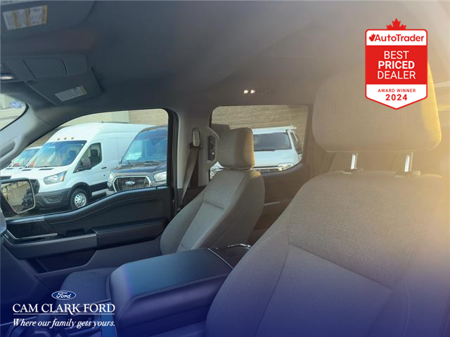 2025 Ford F-150 Lightning XLT (Stk: T10021) in Richmond - Image 19 of 25