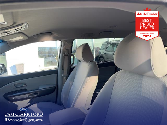 2016 Kia Sedona LX (Stk: T92016) in Richmond - Image 17 of 25 2016 Kia Sedona LX (Stk: T92016) in Richmond - Image 17 of 25