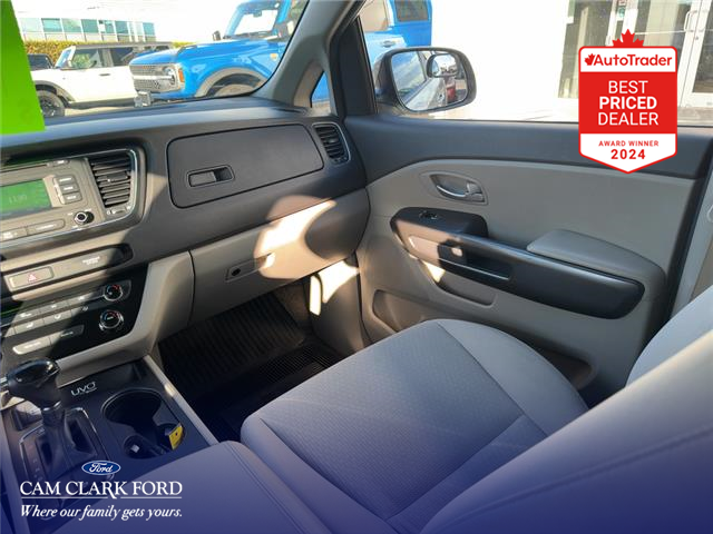 2016 Kia Sedona LX (Stk: T92016) in Richmond - Image 24 of 25 2016 Kia Sedona LX (Stk: T92016) in Richmond - Image 24 of 25