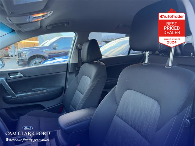 2017 Kia Sportage LX (Stk: T68022) in Richmond - Image 14 of 25