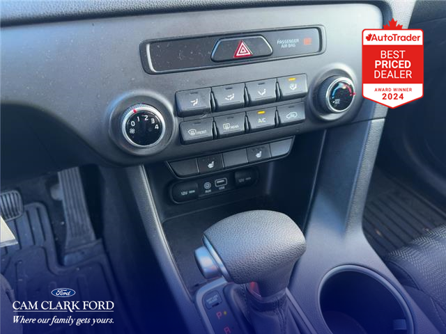 2017 Kia Sportage LX (Stk: T68022) in Richmond - Image 17 of 25