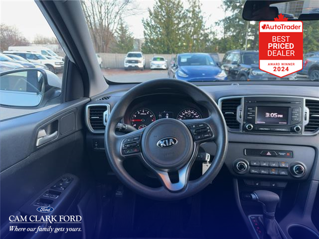 2017 Kia Sportage LX (Stk: T68022) in Richmond - Image 23 of 25