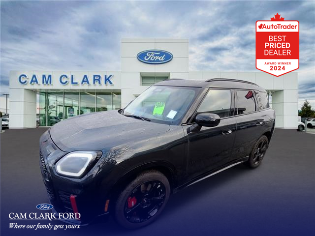 2025 MINI Countryman John Cooper Works (Stk: T48702) in Richmond - Image 1 of 24