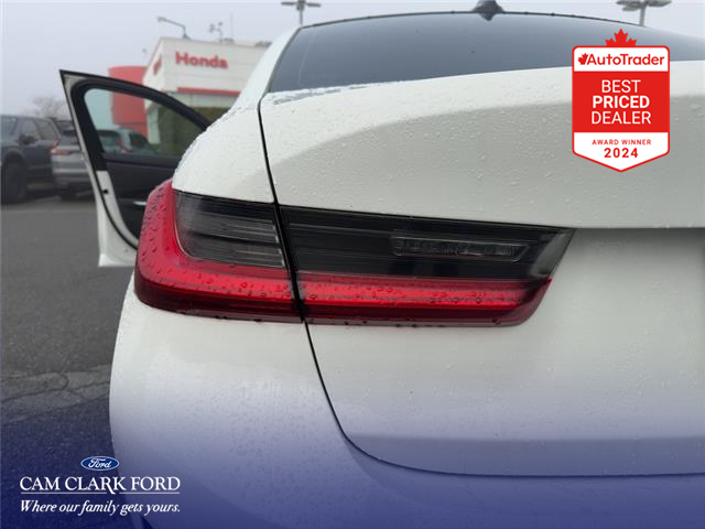 2021 BMW 330i xDrive (Stk: CC03960) in Richmond - Image 11 of 23 2021 BMW 330i xDrive (Stk: CC03960) in Richmond - Image 11 of 23