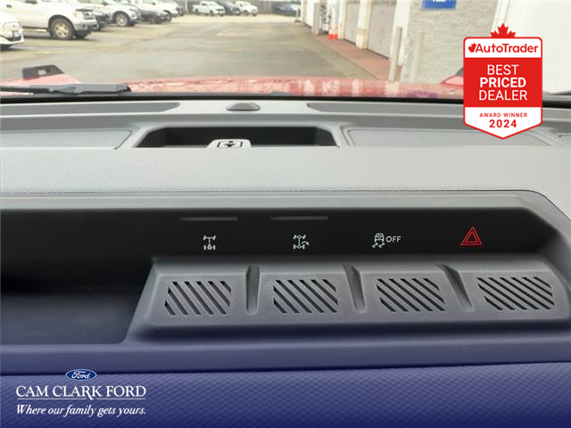 2024 Ford Bronco Black Diamond (Stk: T35112) in Richmond - Image 9 of 23