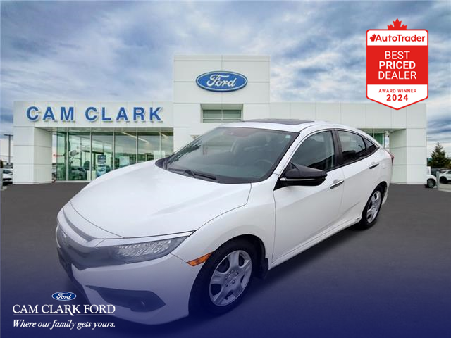 2018 Honda Civic Touring (Stk: AT102425) in Richmond - Image 1 of 25