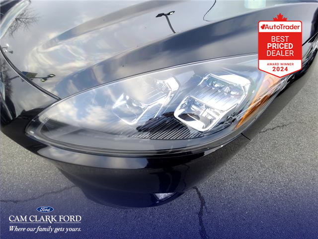 2022 Ford Escape Titanium Hybrid (Stk: XRC29739) in Richmond - Image 8 of 25 2022 Ford Escape Titanium Hybrid (Stk: XRC29739) in Richmond - Image 8 of 25
