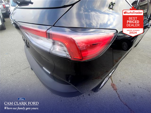 2022 Ford Escape Titanium Hybrid (Stk: XRC29739) in Richmond - Image 11 of 25 2022 Ford Escape Titanium Hybrid (Stk: XRC29739) in Richmond - Image 11 of 25