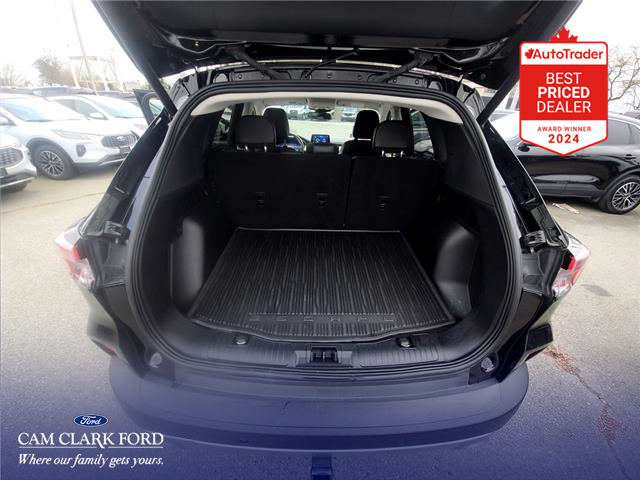2022 Ford Escape Titanium Hybrid (Stk: XRC29739) in Richmond - Image 12 of 25 2022 Ford Escape Titanium Hybrid (Stk: XRC29739) in Richmond - Image 12 of 25