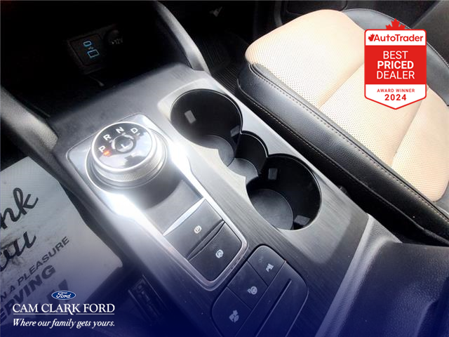 2022 Ford Escape Titanium Hybrid (Stk: XRC29739) in Richmond - Image 18 of 25 2022 Ford Escape Titanium Hybrid (Stk: XRC29739) in Richmond - Image 18 of 25