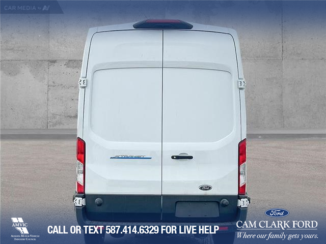2023 Ford E-Transit-350 Cargo Base (Stk: 23AF2701) in Airdrie - Image 5 of 23