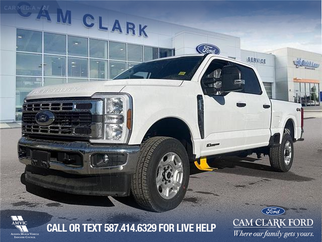 2025 Ford F-350 XLT (Stk: 25T7066) in Olds - Image 1 of 24