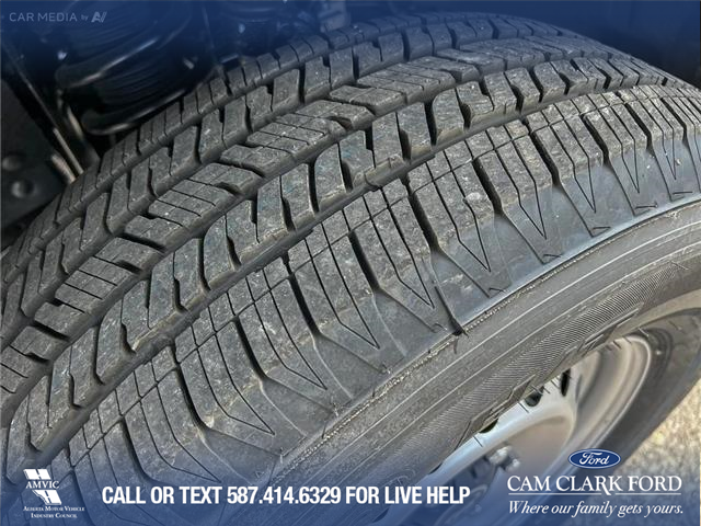 2025 Ford Bronco Base (Stk: 25AS1420) in Airdrie - Image 7 of 25
