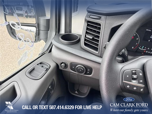 2025 Ford Transit-350 Cargo Base (Stk: 25T3039) in Olds - Image 17 of 25