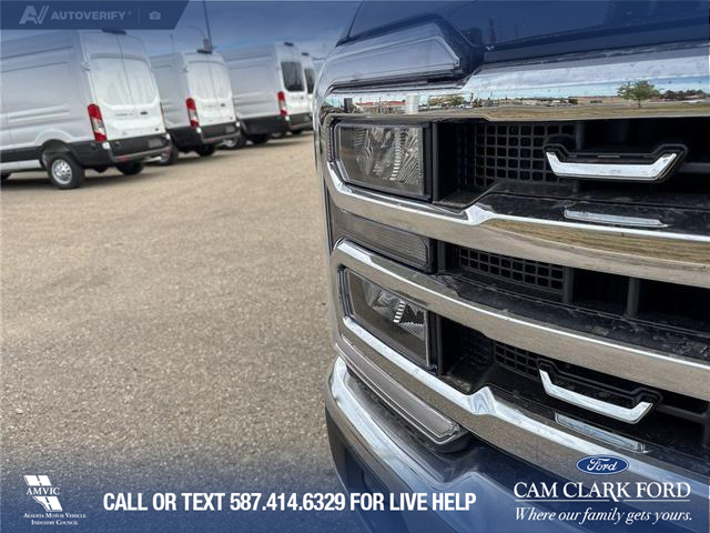 2026 Ford F-350 Lariat (Stk: 26T8619) in Olds - Image 8 of 25